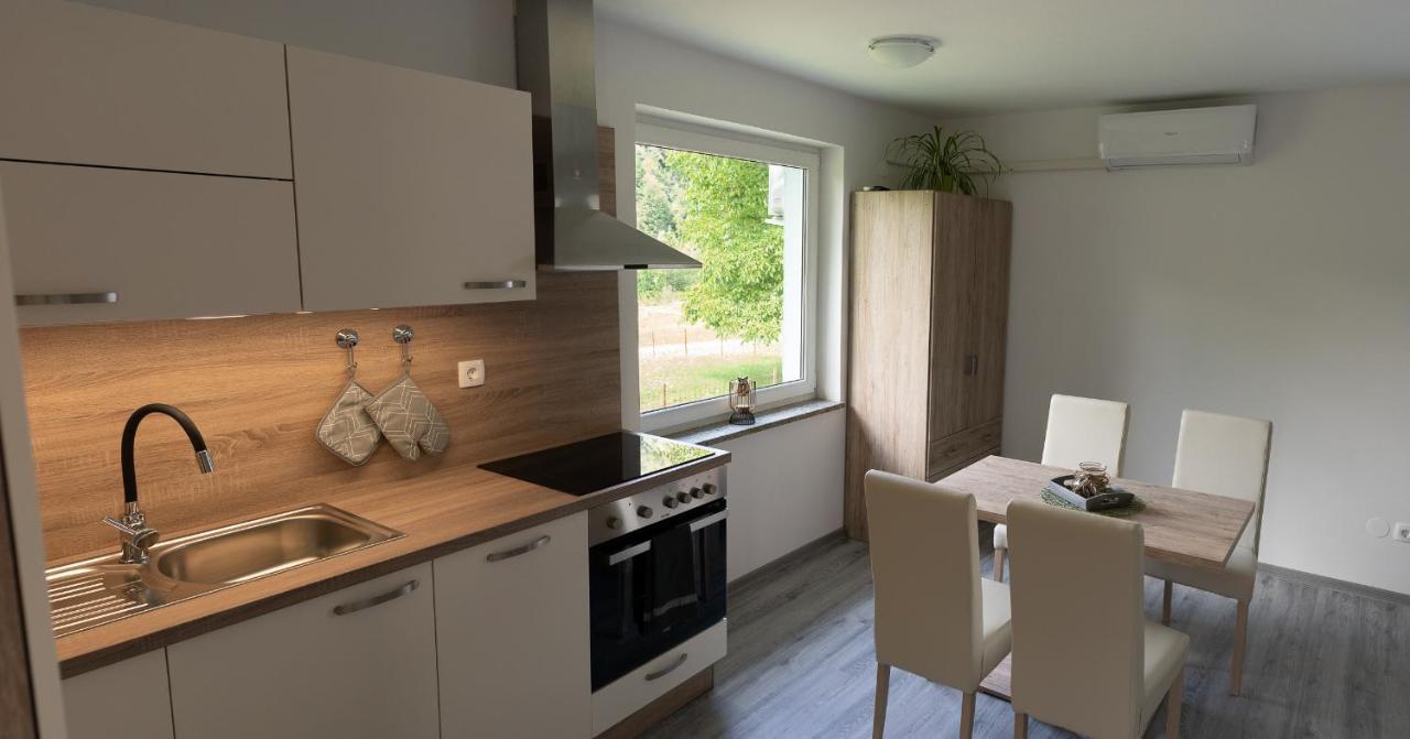Greenriver Apartment Spodnje Gorje ภายนอก รูปภาพ